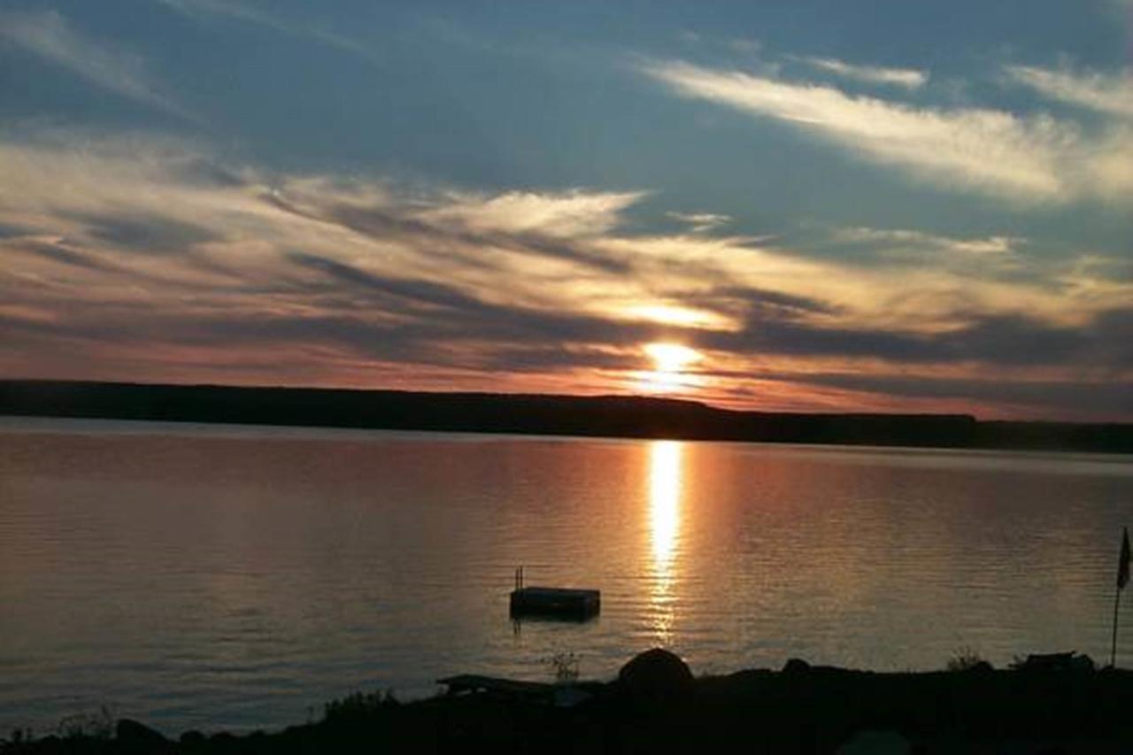 Wee Point Resort Manitowaning Extérieur photo