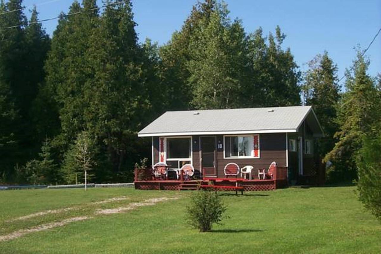Wee Point Resort Manitowaning Extérieur photo